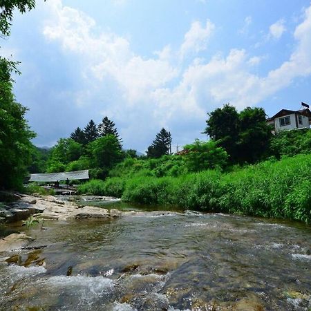 Hwacheon Tomato Pension Экстерьер фото