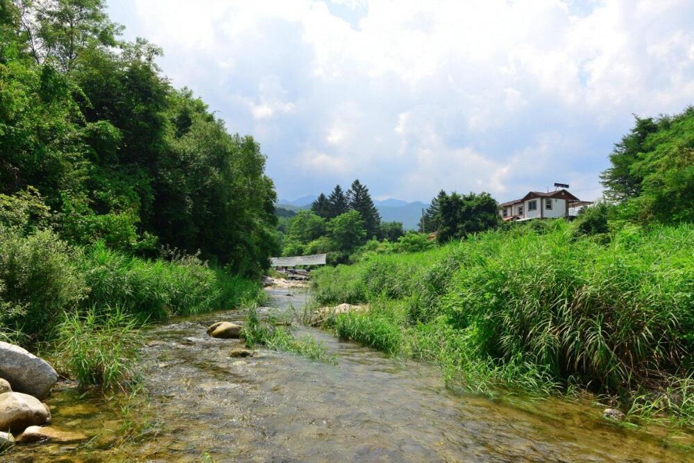 Hwacheon Tomato Pension Экстерьер фото